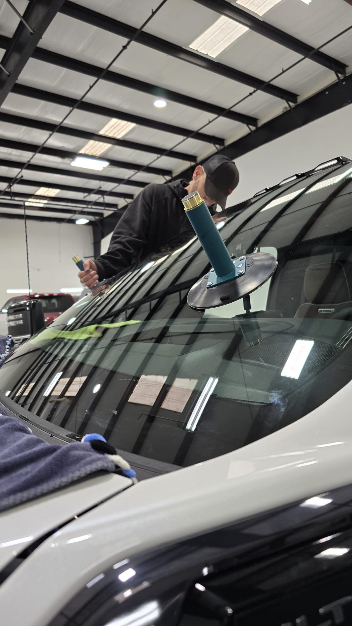 ISH Auto Glass windshield replacement work example 5